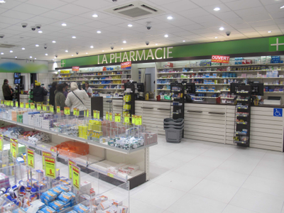 PHARMACIE DE LA GARE INTERNATIONALE - Enveitg